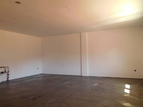 Moradia isolada T7 / Bidoeira de Cima/ Leiria