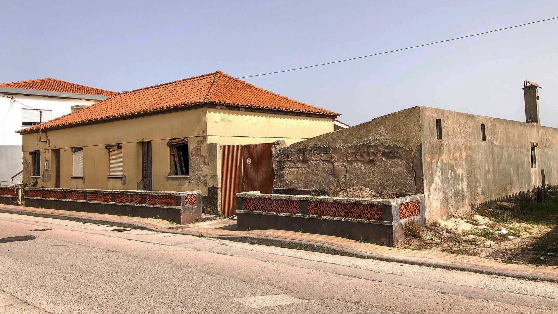 Terreno / Moradia / Praia Costa de Lavos / Figueira da Foz