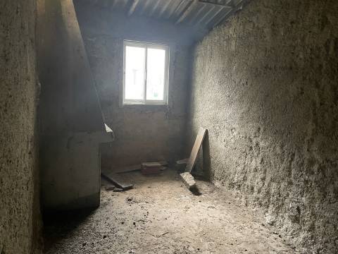 Moradia térrea com terreno / Casal Fernão João / Pombal / Leiria