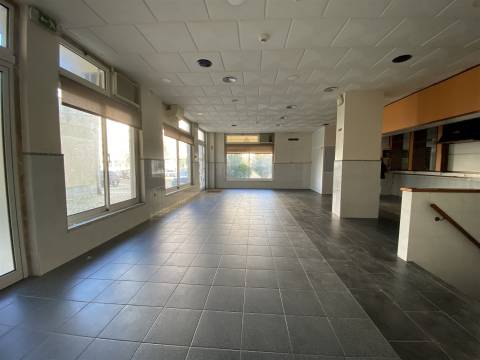 LOJA / Arrecadação / Quinta da Alçada / LEIRIA