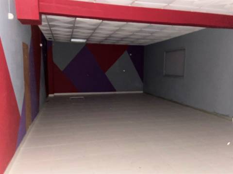 LOJA / Arrecadação / Quinta da Alçada / LEIRIA