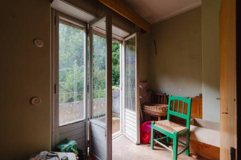 Prédio / 3 Pisos / Investimento /  Centro de Leiria