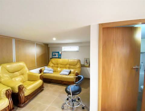 Quinta com Moradia T3+1 / Mata Mourisca / Pombal