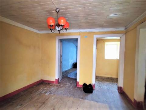 Moradia para Reconstruir / São Martinho do Porto