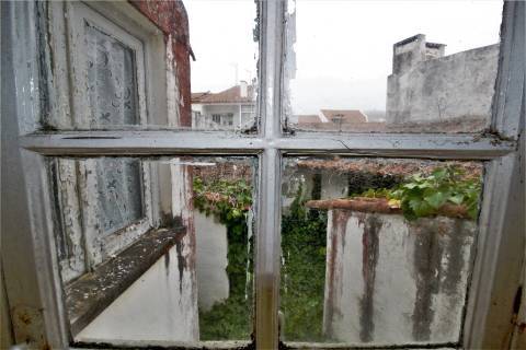 Moradia para Reconstruir / São Martinho do Porto