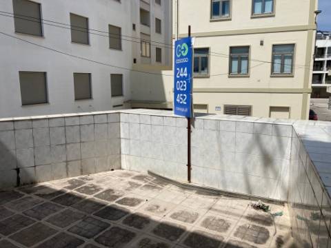 Apartamento T2 / 2 WC / Possibilidade de Duplex / Buarcos