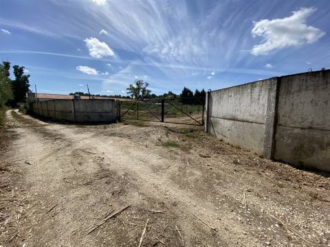 Armazém / Atividade industrial / Verdeiro / Ponte da Pedra