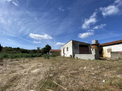 Armazém / Atividade industrial / Verdeiro / Ponte da Pedra