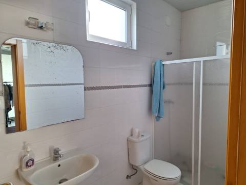 Moradia T5 / Geminada / Carvide / Monte Real