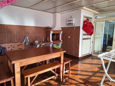 Moradia T5 / Geminada / Carvide / Monte Real