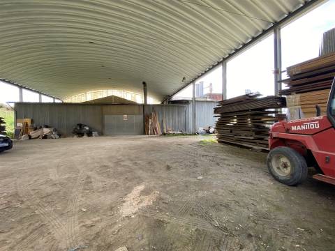 Pavilhões 1.500m2 / Lotes de Terreno total 5360m2 / Amieira / Regueira de Pontes / Leiria