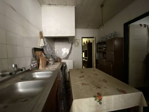 Moradia T3 / Leiria Gare  / Marrazes e Barosa/ Leiria