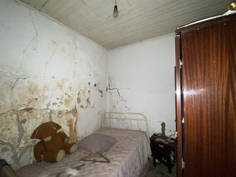 Moradia T3 / Leiria Gare  / Marrazes e Barosa/ Leiria