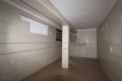 Moradia T3/ Anexos / Caranguejeira / Leiria