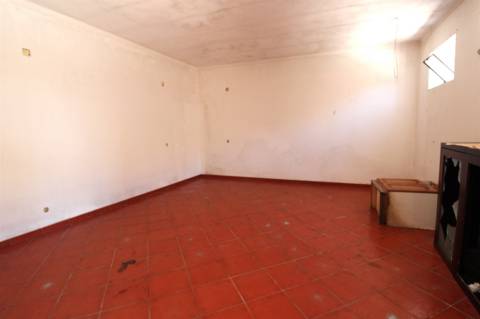 Moradia T3/ Anexos / Caranguejeira / Leiria