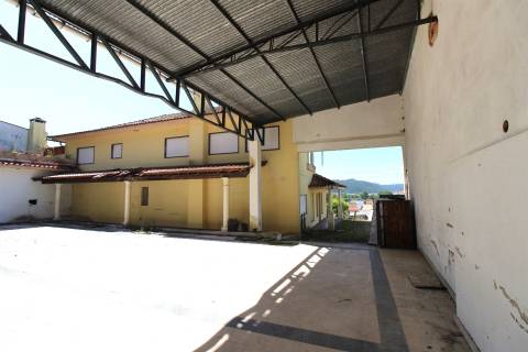 Moradia T3/ Anexos / Caranguejeira / Leiria