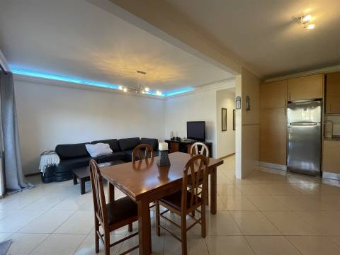 Apartamento T2 + 1 / Garagem  / Terraço / Vista  Mar / Nazaré / Leiria