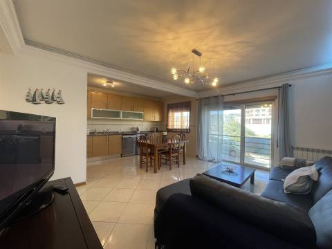 Apartamento T2 + 1 / Garagem  / Terraço / Vista  Mar / Nazaré / Leiria