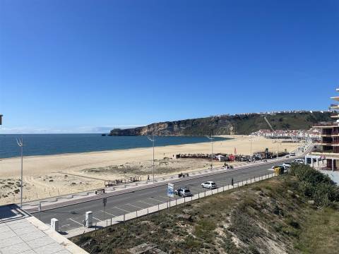 Apartamento T2 + 1 / Garagem  / Terraço / Vista  Mar / Nazaré / Leiria