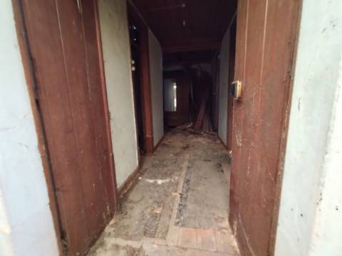 Duas Moradias / Restaurar / Gondemaria / Ourém