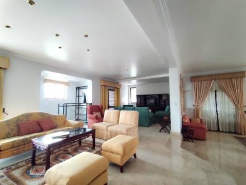 Penthouse/ Marquês de Pombal / Leiria