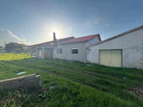 Moradia T3 / Pinheiros / Leiria