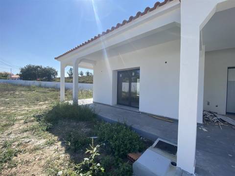 Moradia T3 / Pinheiros / Leiria