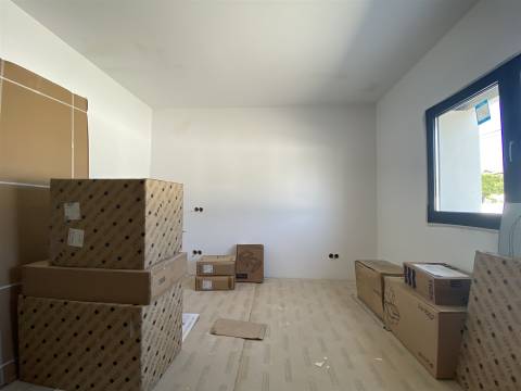 Moradia T3 / Pinheiros / Leiria