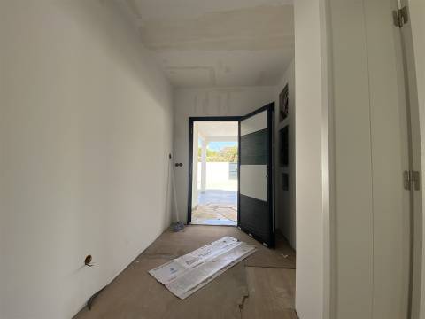 Moradia T3 / Pinheiros / Leiria