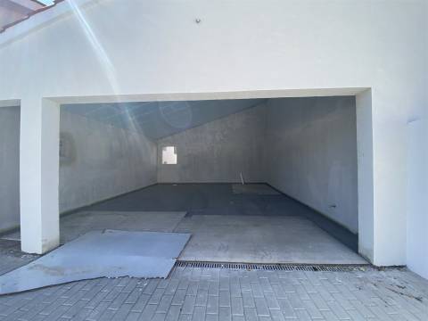 Moradia T3 / Pinheiros / Leiria