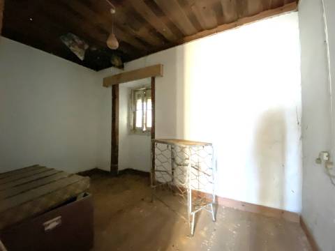 Moradia T3/ Telheiro / Barreira / Leiria