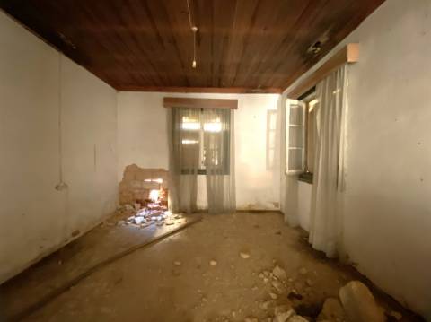 Moradia T3/ Telheiro / Barreira / Leiria