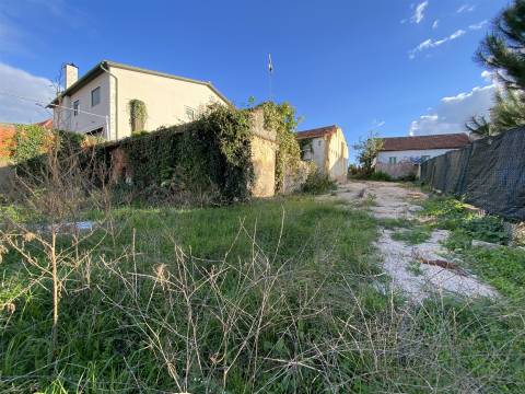 Moradia T3/ Telheiro / Barreira / Leiria