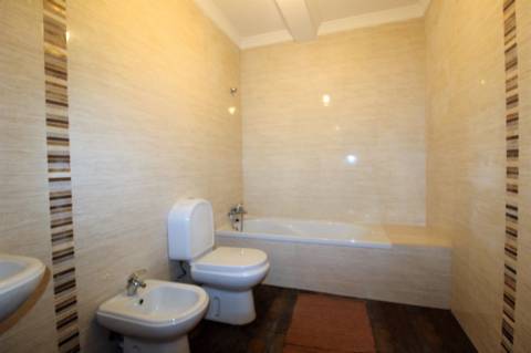 Moradia Azoia /Terreno/ Poço