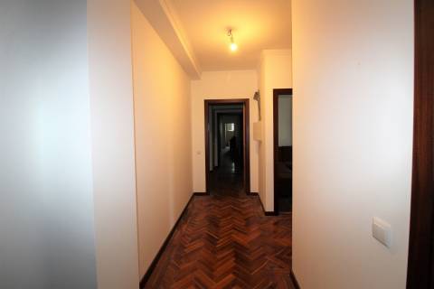 Moradia Azoia /Terreno/ Poço