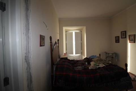 Moradia Azoia /Terreno/ Poço