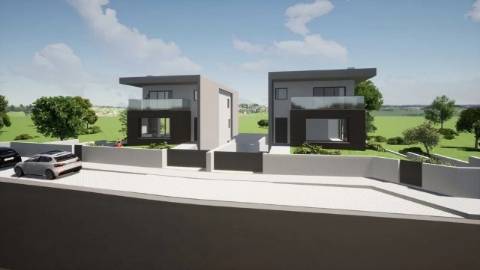 Moradia T4 / Em Construção / Ortigosa / Leiria