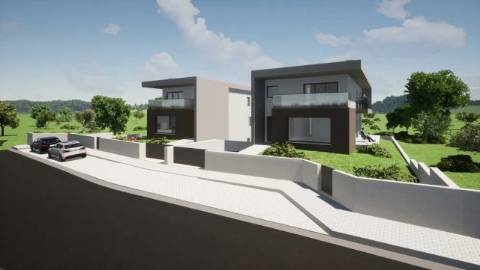 Moradia T4 / Em Construção / Ortigosa / Leiria