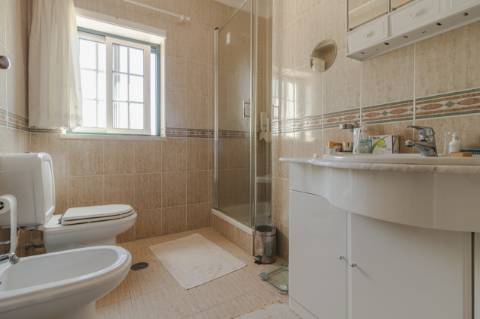 Moradia Isolada T4 / Casal de Matos / Leiria