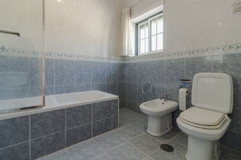 Moradia Isolada T4 / Casal de Matos / Leiria