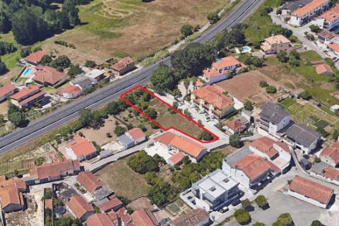 Terreno com 968 m2  / Marrazes / Leiria