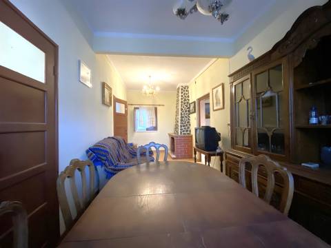 Moradia Térrea T3/ terreno / Picoto /Batalha