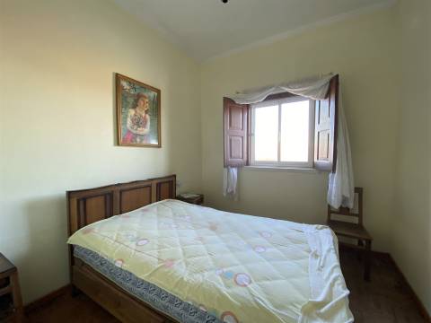 Moradia Térrea T3/ terreno / Picoto /Batalha