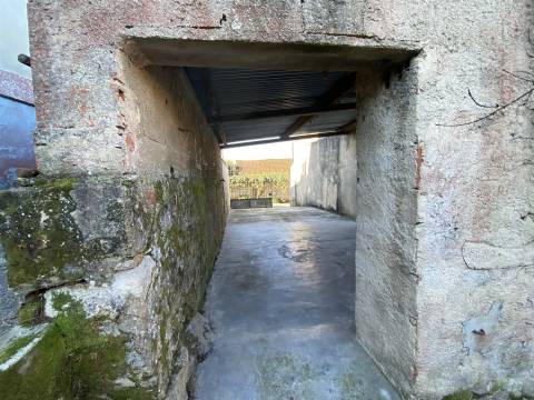 Moradia Térrea T3/ terreno / Picoto /Batalha