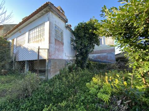 Moradia Térrea T3/ terreno / Picoto /Batalha