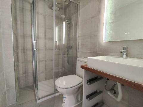 Loja / Apartamento T1 / Leiria