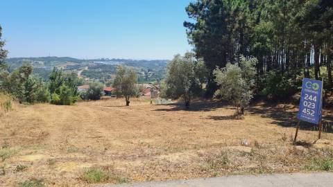 Terreno / Construção / Milagres / Leiria