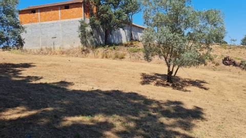 Terreno / Construção / Milagres / Leiria