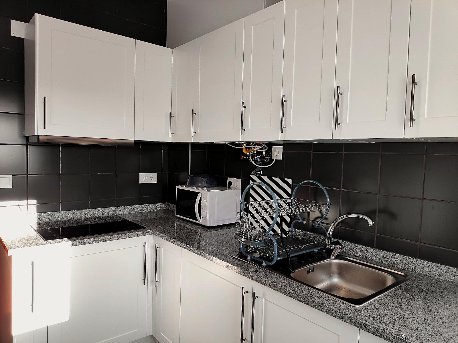 Apartamento T4 / Lugar de Garagem / Remodelado / Leiria