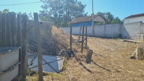 Moradia / Terreno / Furo / Casal dos Secos / Coimbrão / Leiria